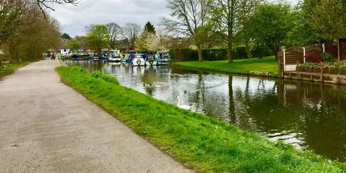 Leeds and Liverpool Canal