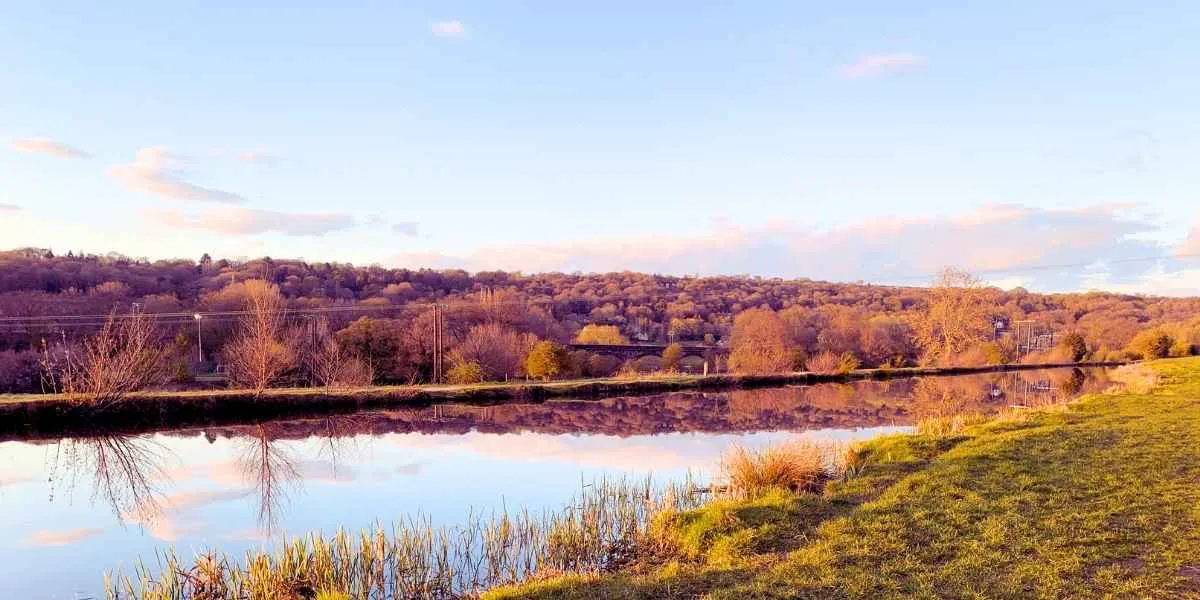Leeds and Liverpool Canal