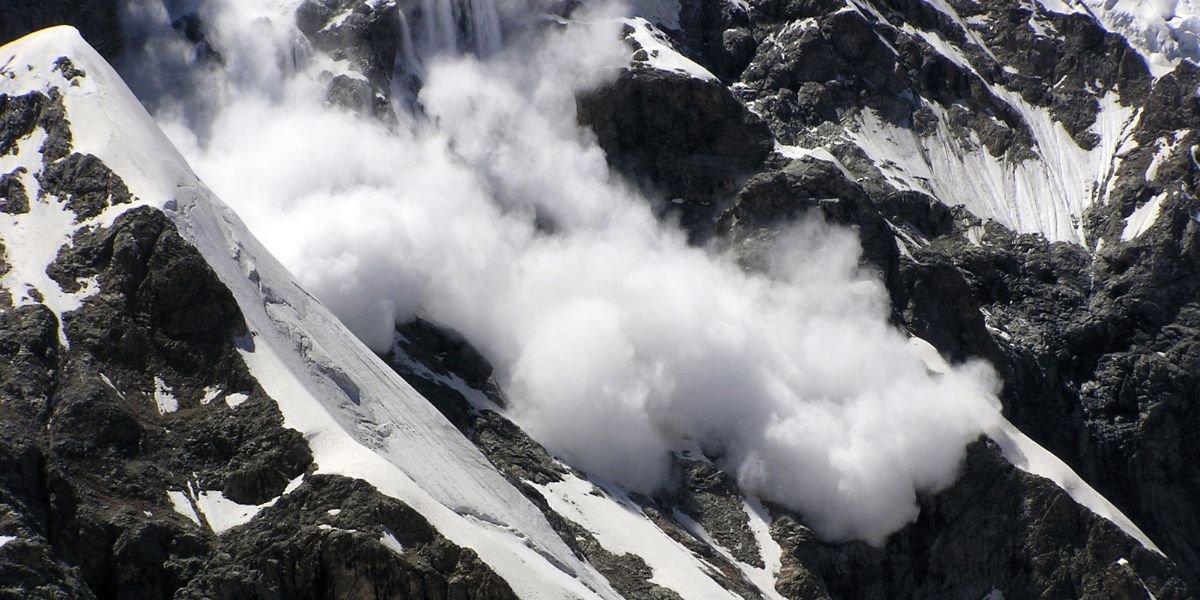 ski safety avalanche