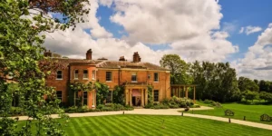 a beautiful stately home on a sunny day