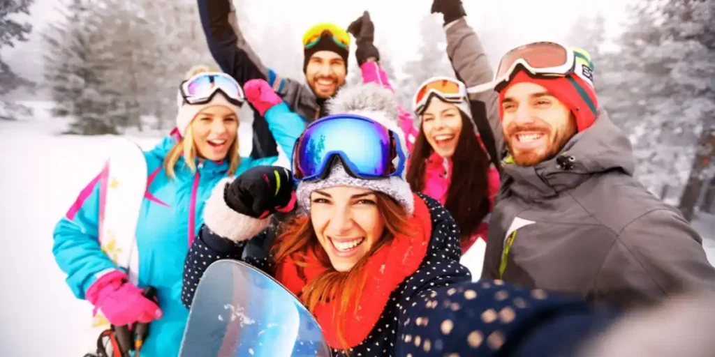 How to Plan a Stress-Free Winter Escape with Friends in the Alps ...