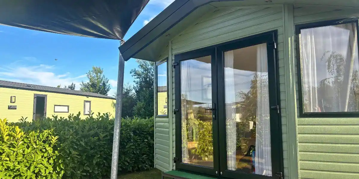 a caravan style chalet at love2stay in shrewsbury