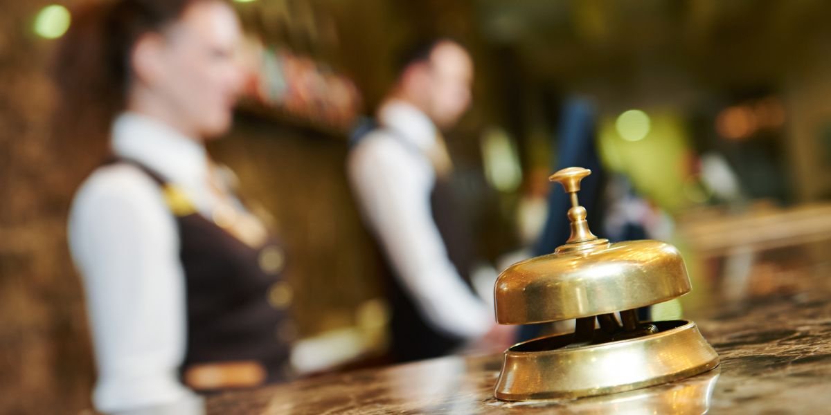 hotel front desk in berkshire