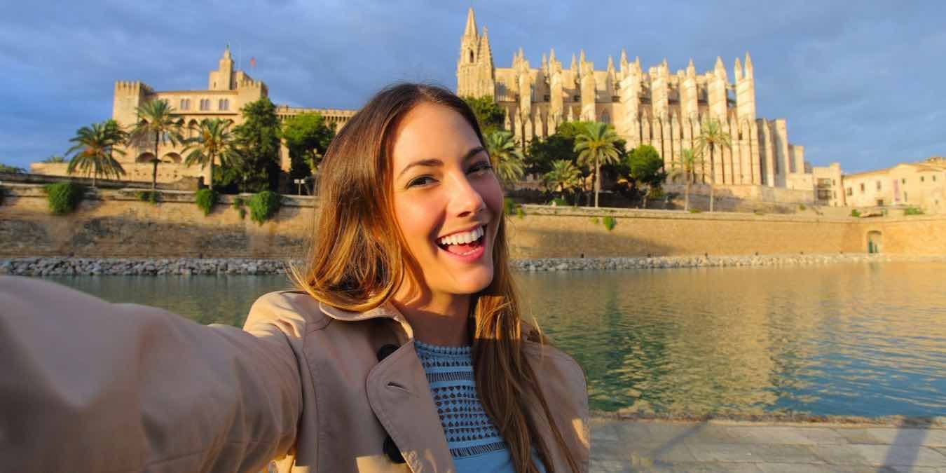 woman taking a selfie in mallorca